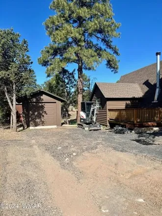 Buy this 1 bed house on 3518 Black Bear Run in Navajo County, AZ 85933