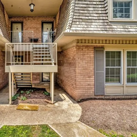 Buy this 3 bed condo on 1932 Lombardy Avenue in Nashville-Davidson, TN 37215
