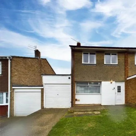 Buy this 3 bed duplex on 15 in 17 Corinne Close, Reading