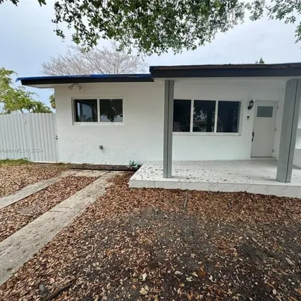 Rent this 3 bed house on 6331 Northwest 110th Terrace in Palm Springs, Hialeah