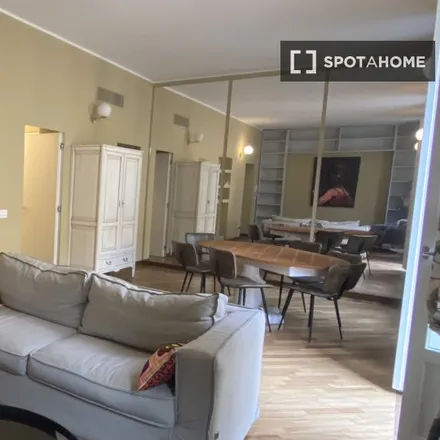 Image 1 - Via San Martino, 20136 Milan MI, Italy - Apartment for rent