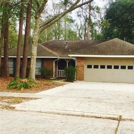 Rent this 4 bed house on 1540 Queens Drive in Broadmoor, Slidell