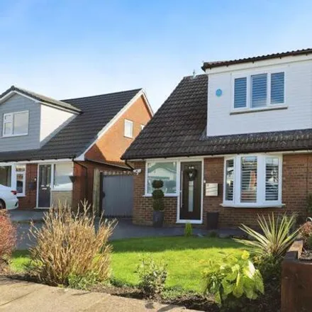 Buy this 3 bed duplex on Shipston Close in Walshaw, BL8 1QH