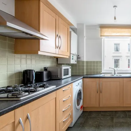 Image 4 - Winchester Street, London, SW1V 4RW, United Kingdom - Apartment for rent