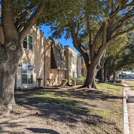 Rent this 2 bed condo on 5560 North Braeswood Boulevard in Houston, TX 77096