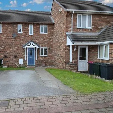 Buy this 2 bed townhouse on Parkfield Court in Rawmarsh, S62 6BF