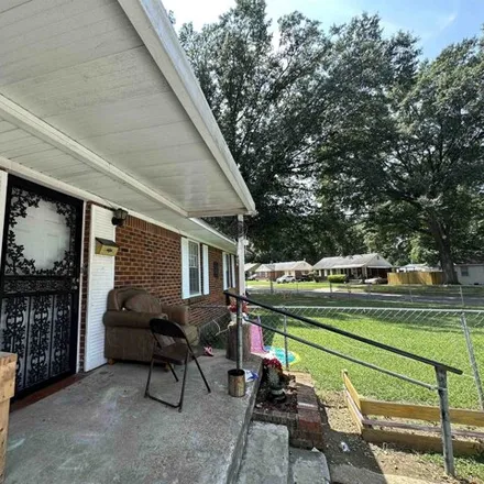 Image 2 - 4395 Macon Rd, Memphis, Tennessee, 38122 - House for sale