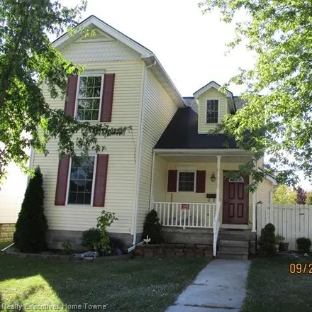 Buy this 3 bed house on 1400 Wells Street in Port Huron, MI 48060