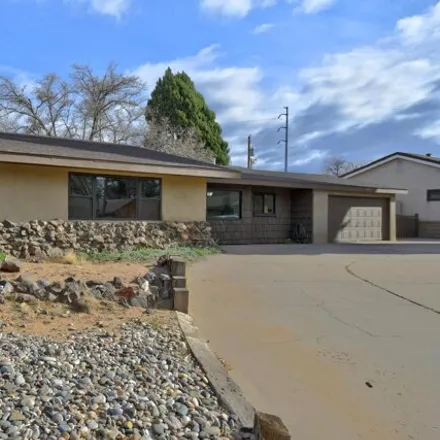 Buy this 3 bed house on 3509 Hendrix Road Northeast in Albuquerque, NM 87107