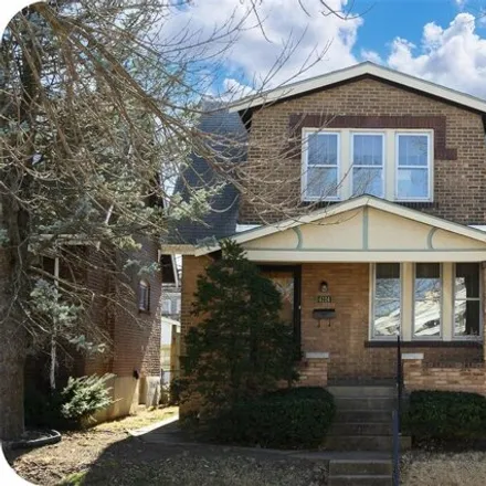 Buy this 2 bed house on 4166 Quincy Street in St. Louis, MO 63116