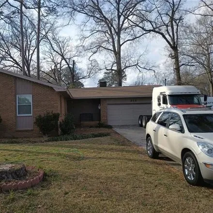 Buy this 3 bed house on 313 Gawin Drive in Warner Robins, GA 31093