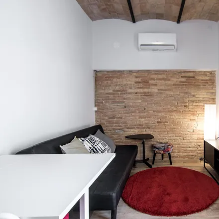 Rent this 1 bed apartment on Carrer de Premià in 5, 08014 Barcelona