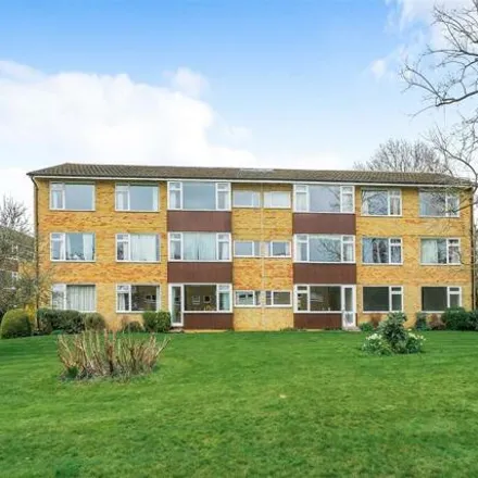 Buy this 3 bed apartment on 13 in 18 The Shimmings, Guildford