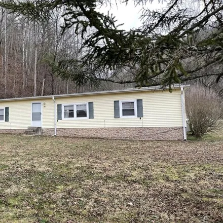 Buy this studio apartment on Shell Masters Road in Shallowford, Unicoi County