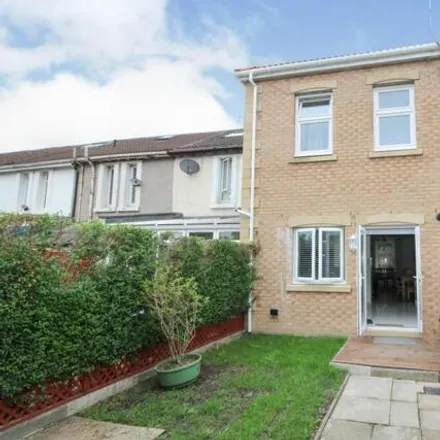 Buy this 3 bed townhouse on Northinch Street in Glasgow, G14 0RU