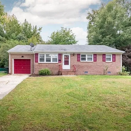 Buy this 3 bed house on 21 Colony Road in Warwick Lawns, VA 23602
