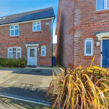 Buy this 3 bed duplex on Fieldfare Close in Liverpool, L25 4UB