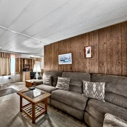 Image 4 - D Street, South Lake Tahoe, CA 96158, USA - Apartment for sale