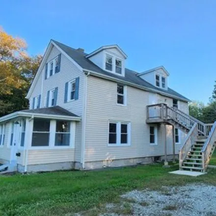 Rent this 2 bed house on 425 Garden Road in Six Points, Pittsgrove Township