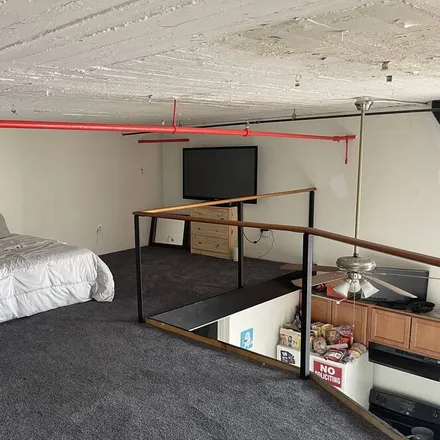 Rent this 1 bed condo on Detroit