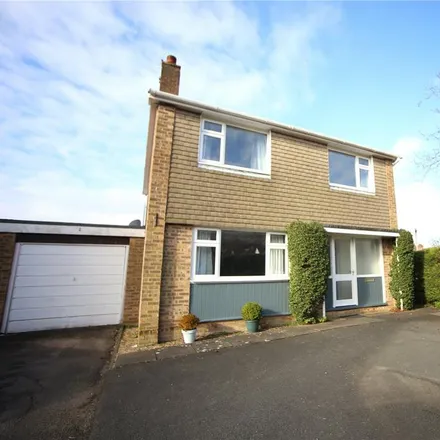 Rent this 4 bed house on 2 Roberts Road in Prestbury, GL52 5DH
