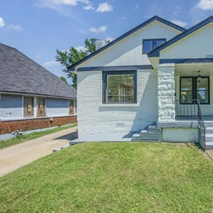 Buy this 3 bed house on 1230 Worthington Street in Memphis, TN 38114