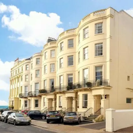 Buy this 3 bed apartment on Alice Street in Brighton, BN3 1JT