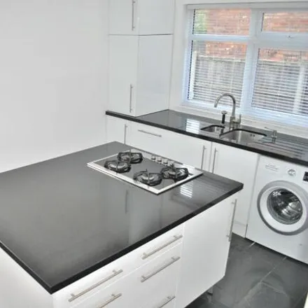 Image 7 - Mornington Road, Sale, M33 2DA, United Kingdom - Duplex for rent