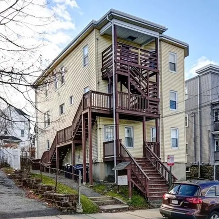 Rent this 1 bed apartment on 25 Oakland Avenue in Glendale, Everett