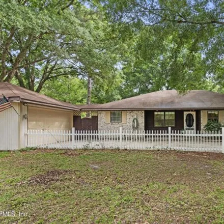 Buy this 3 bed house on 2398 Pine Hollow Rd in Green Cove Springs, Florida