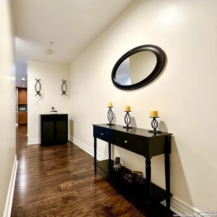 Image 2 - Vidorra, 215 Center Street, San Antonio, TX 78202, USA - Condo for sale