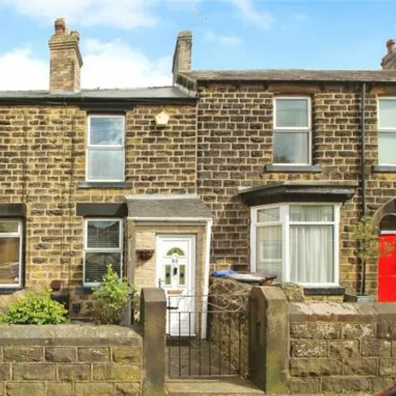 Buy this 3 bed townhouse on Cross Hill in Sheffield, S35 9WR