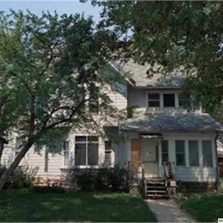 Image 1 - 208 4th Street Northeast, Mason City, IA 50401, USA - House for sale