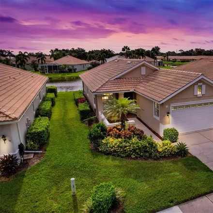 Buy this 2 bed house on Reflections Parkway in Sarasota County, FL 34233