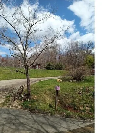 Image 2 - 168 Moxley Hollow Road, Alleghany County, NC 28675, USA - House for sale