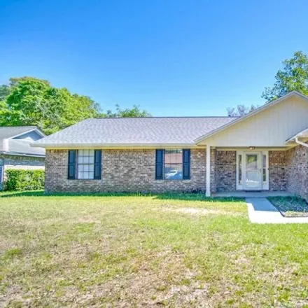 Rent this 3 bed house on 7667 Old Hickory Drive in Beach Haven, Escambia County