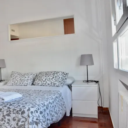 Image 5 - Madrid, Reebok, Calle del Conde Duque, 28015 Madrid - Apartment for rent