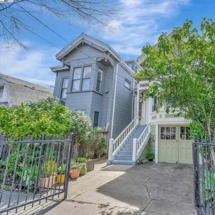 Image 3 - 867 Milton Street, Oakland, CA 94617, USA - House for sale