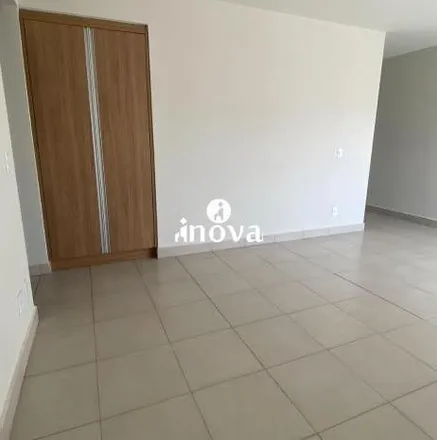 Image 1 - Rua Luiz Soares, Vila Olímpica, Uberaba - MG, 38056, Brazil - Apartment for sale