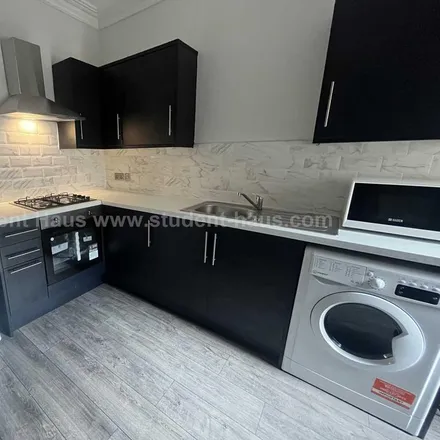 Rent this 4 bed room on 76 Leopold Road in Liverpool, L7 8SR
