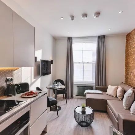 Rent this 1 bed apartment on 36 Notting Hill Gate in London, W11 3HX
