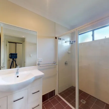 Rent this 3 bed apartment on Mcllwraith Street in Kawana QLD 4701, Australia