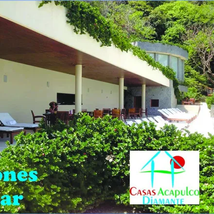 Buy this studio house on Calle Paseo de la Loma in Fracc. El Pueblito del Revolcadero, 39890 Puerto Marqués