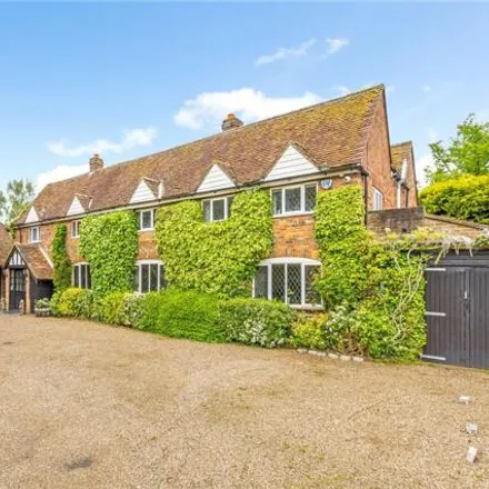 Buy this 6 bed house on Feveralls Farm in Roe End Lane, Markyate