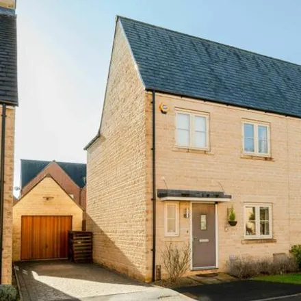 Buy this 3 bed duplex on Eagle Drive in Upper Rissington, GL54 2GW