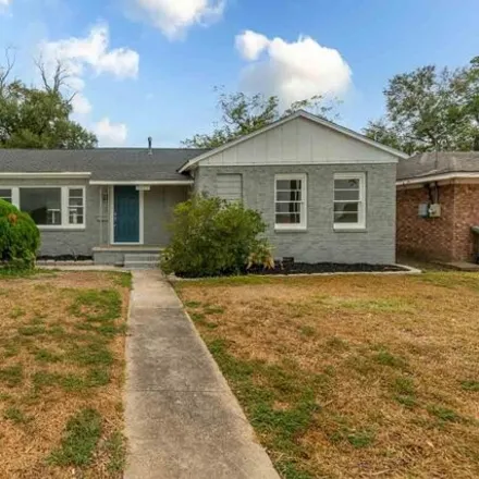 Image 1 - 2859 Westmoreland Avenue, West Oakland, Beaumont, TX 77705, USA - House for sale