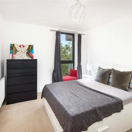 Rent this 1 bed apartment on North Woolwich Road in London, E16 2FS