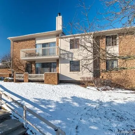 Image 4 - 6724 Maple Lakes Drive, West Bloomfield Township, MI 48322, USA - Condo for rent