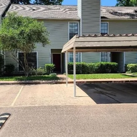 Buy this 3 bed condo on Wunderlich Road in Harris County, TX 77069