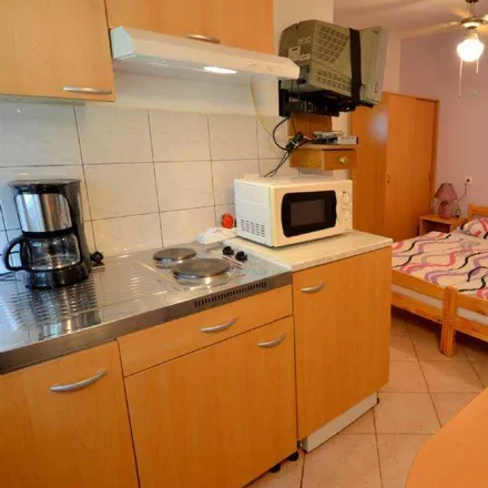 Image 6 - Ulica Ladonja, 52440 Grad Poreč, Croatia - Apartment for rent